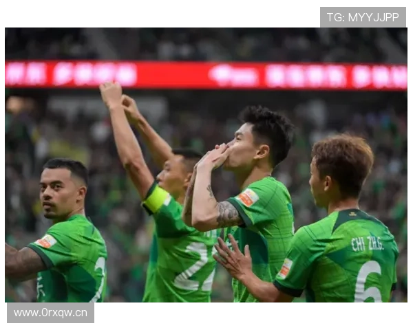 法比奥愿携家人长久续约在国安